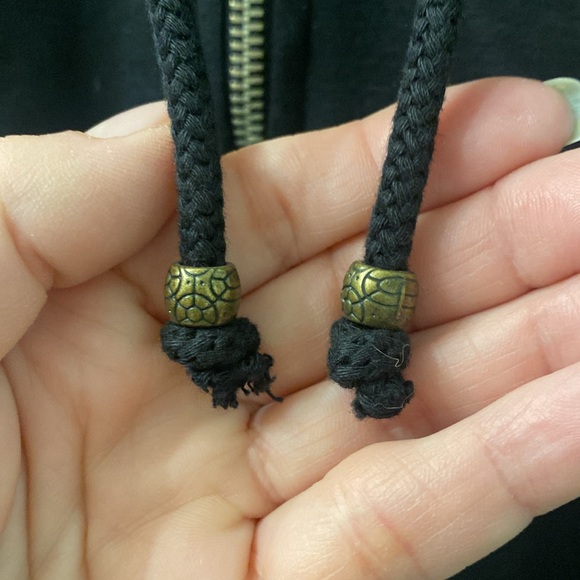 One Life 2 Live Los Angeles Zip-Up Hoodie - Picture 11 of 11